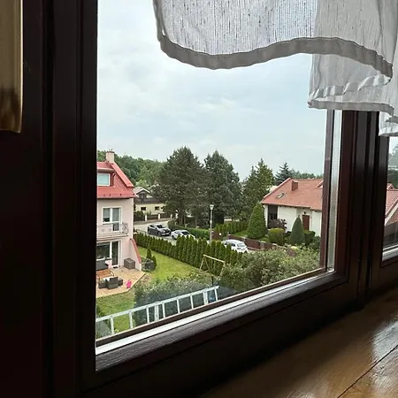 Strych Na Dabrowie Ubytování v soukromí Gdyně